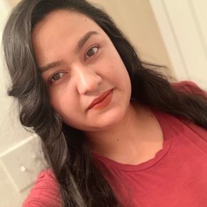 Meet your Posher, Celina